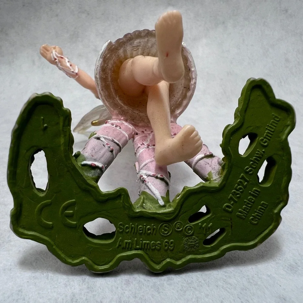 Schleich Bayala Lily Flower Fairy Elf Figure 70462 Wings Flowers Fantasy Toy‎